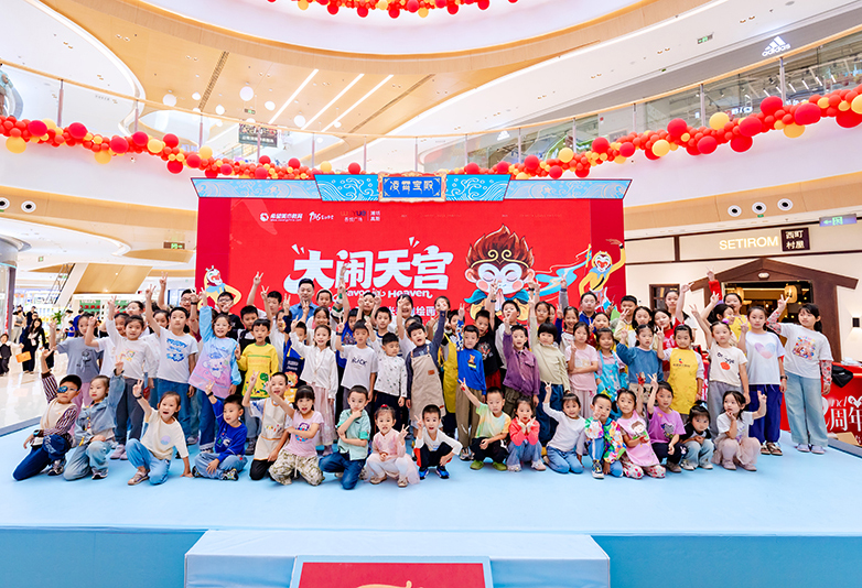 国庆遇见中秋，希望美术教育邀您一起见证穿越时空的礼赞！